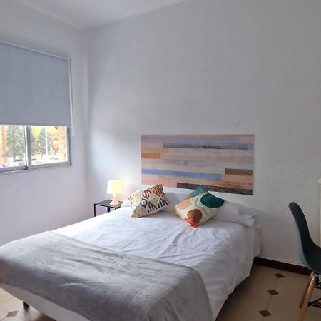 Hostal El Torero Alcalá de Henares Exteriör bild