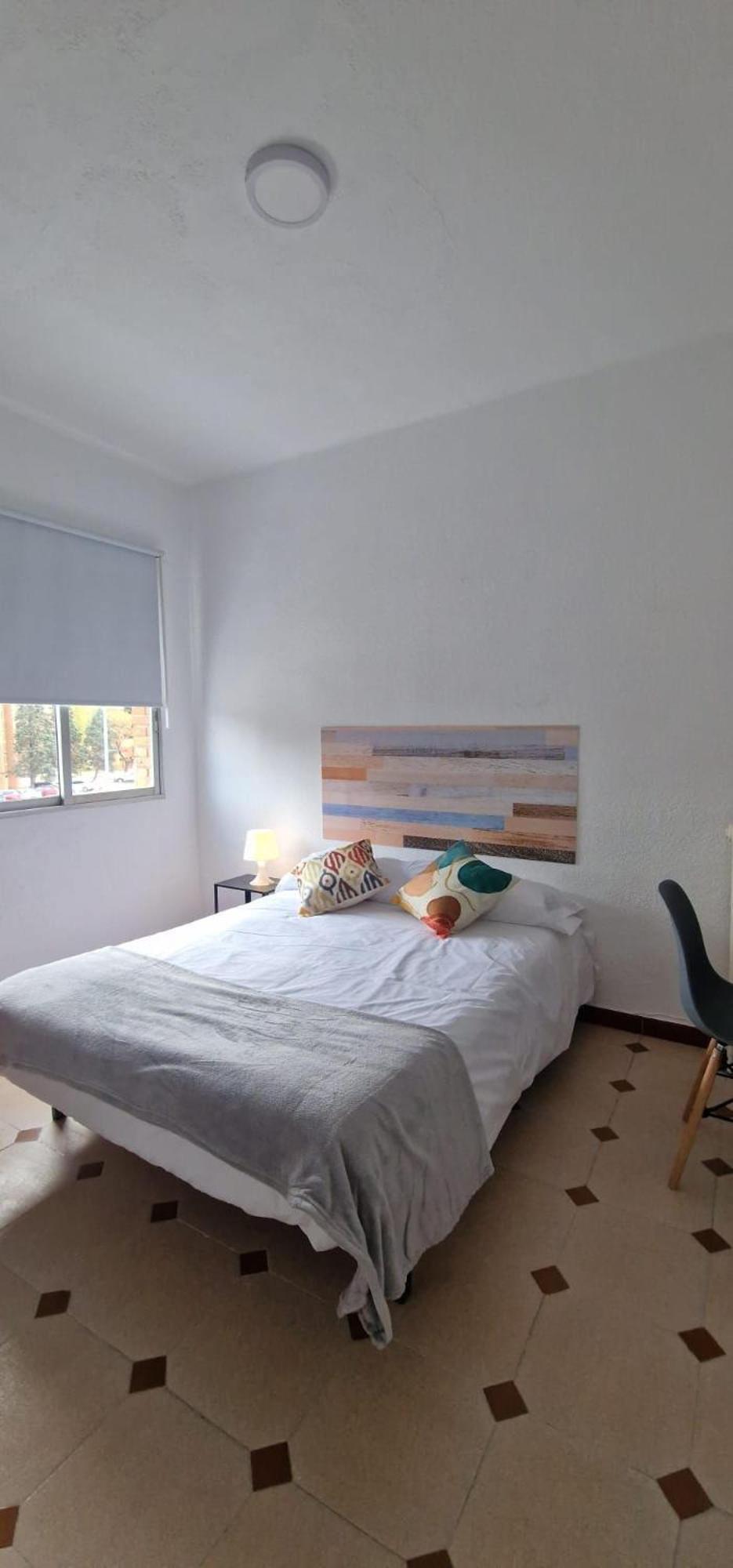 Hostal El Torero Alcalá de Henares Exteriör bild